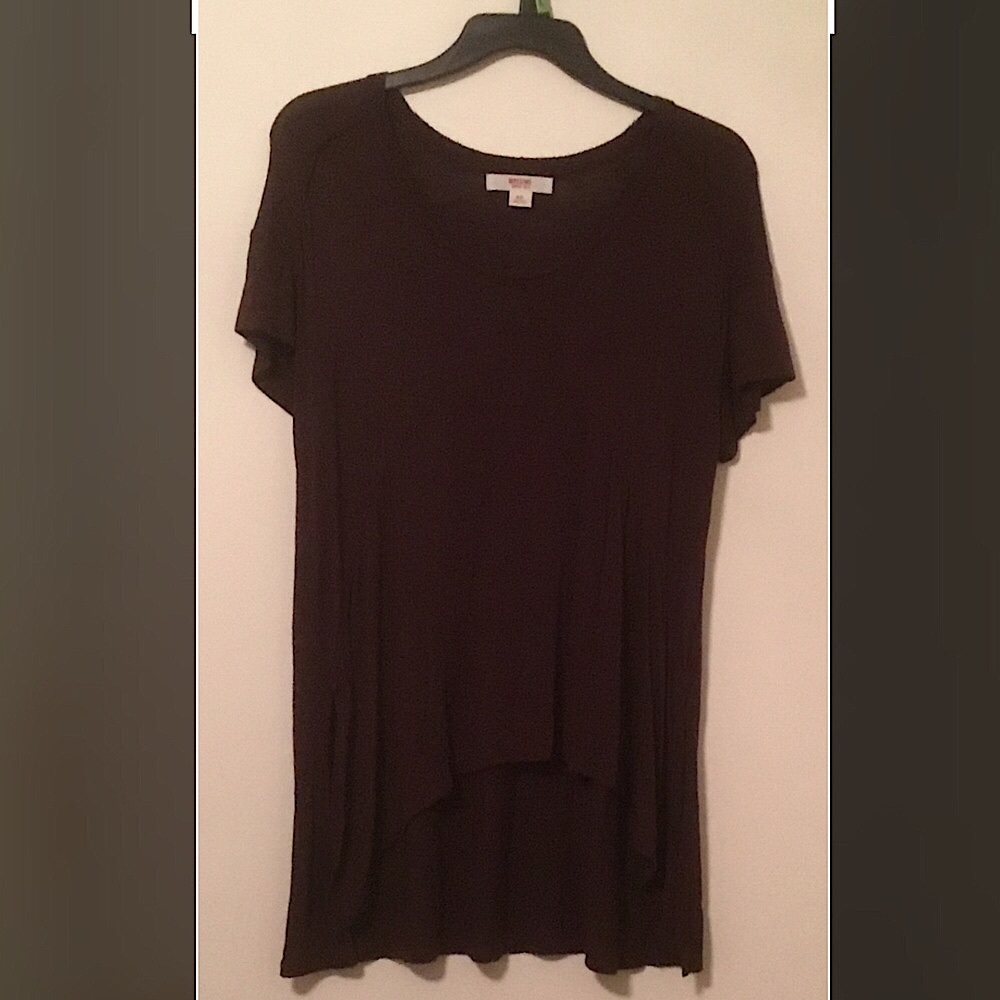 MOSSIMO SIZE S/P Red, Wine, S/S SCOOP NECKLINE HIGH-LOW HEM, Tee, Shirt, Top.